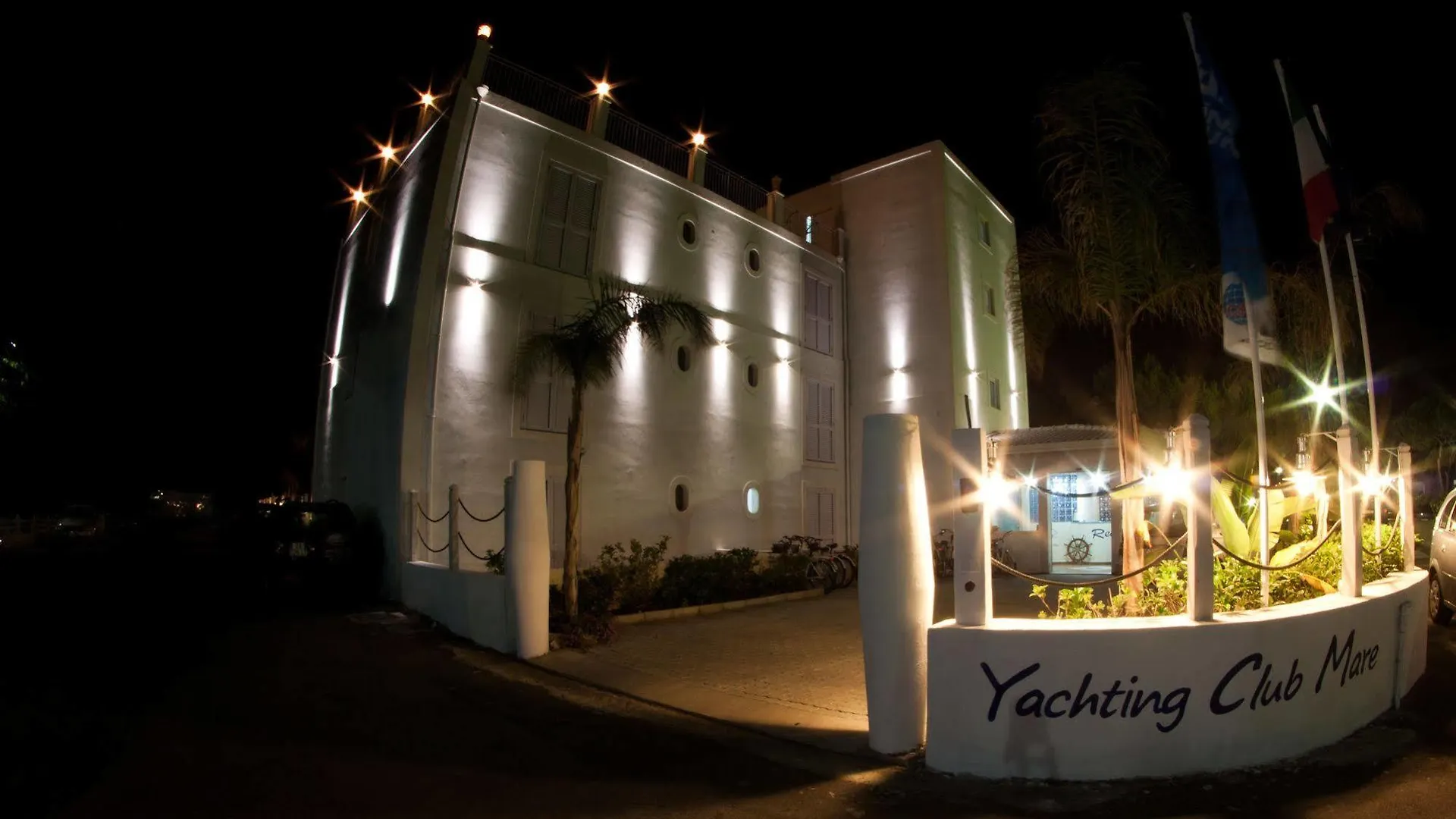 Yachting Club Mare Hotel Gioiosa Marea