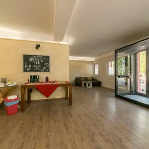 Guest house Red Lion Mestre