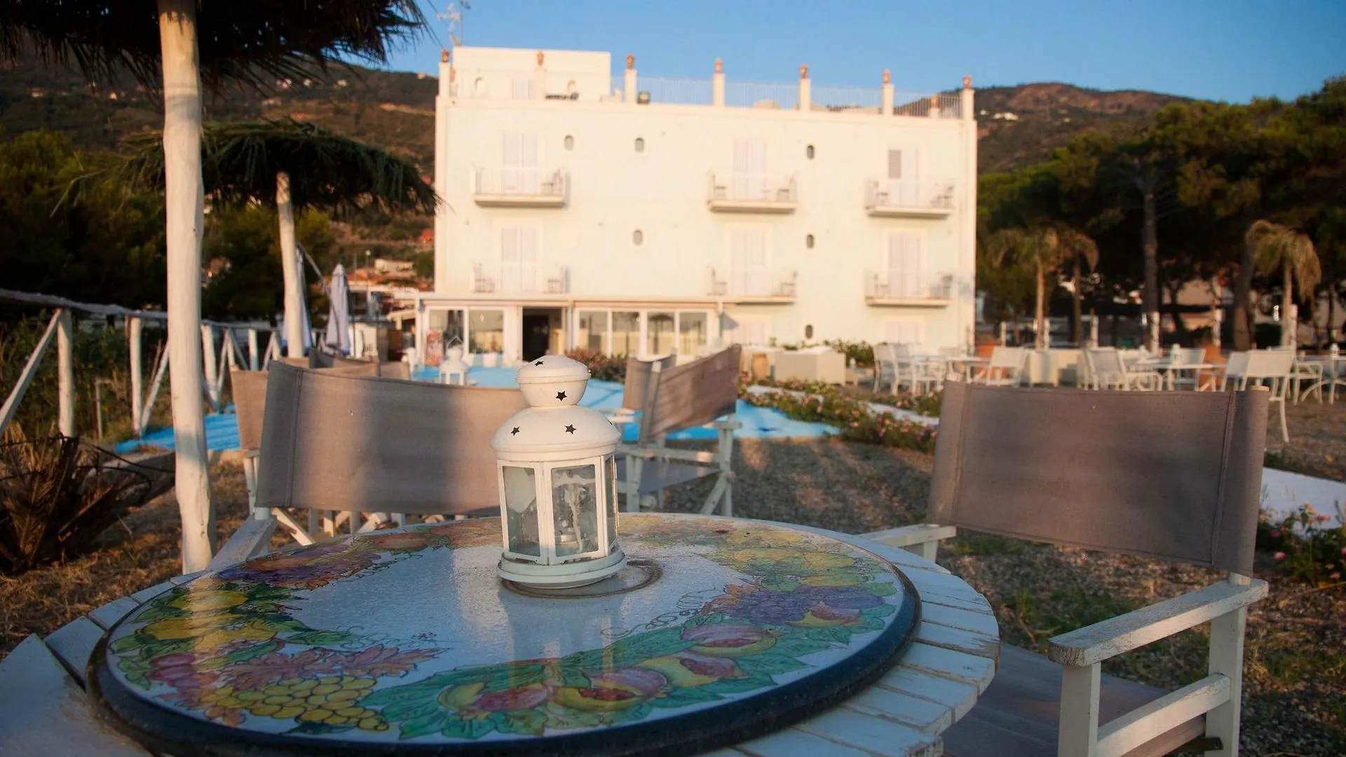 Yachting Club Mare Hotel Gioiosa Marea 3*,