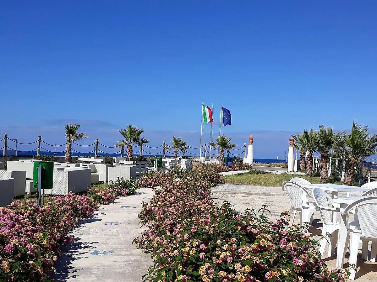 Yachting Club Mare Hotel Gioiosa Marea