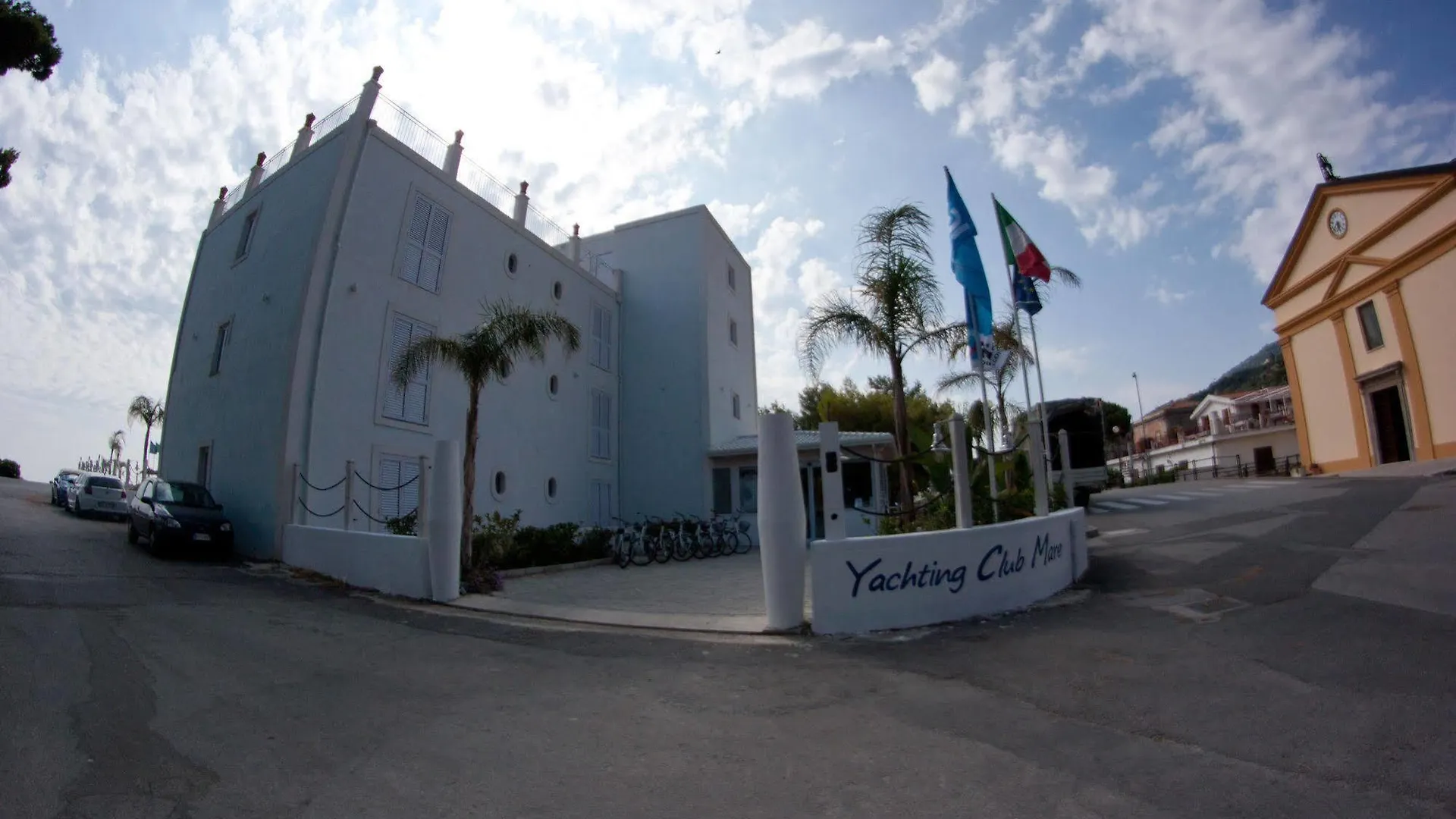 Yachting Club Mare Hotel Gioiosa Marea