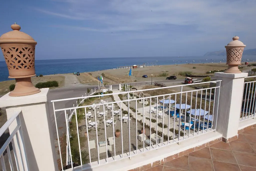 Yachting Club Mare Hotel Gioiosa Marea Italy